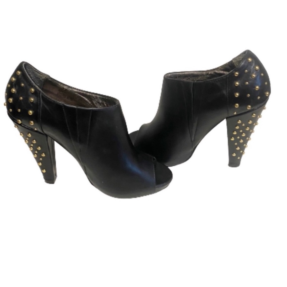 Steve Madden leather gold studded black peep toe booties size 7
